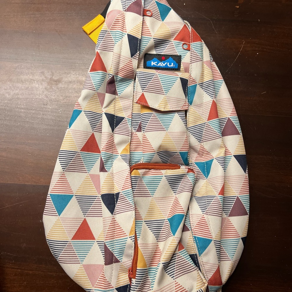 Kavu Kids Sling Bag - Multicolor Geometric